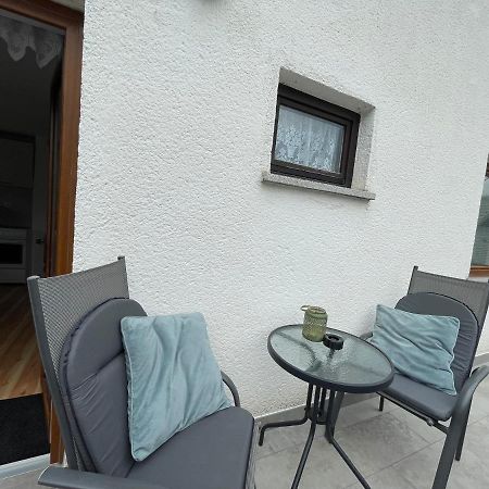 Homestay J&M Блед Экстерьер фото